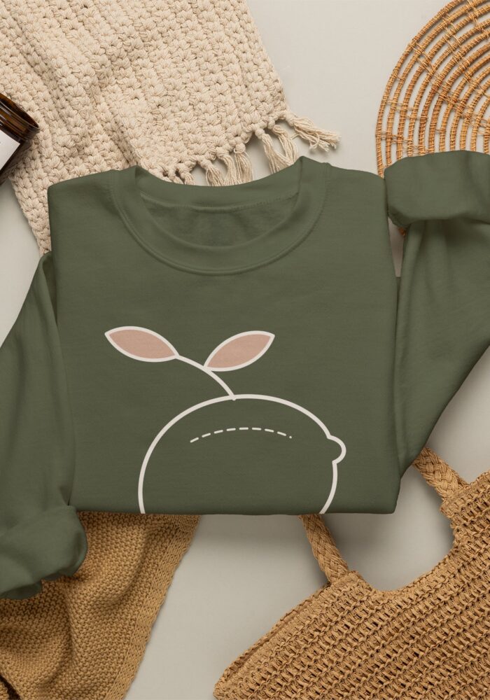 Citron Sweatshirt in Military Green, view 4